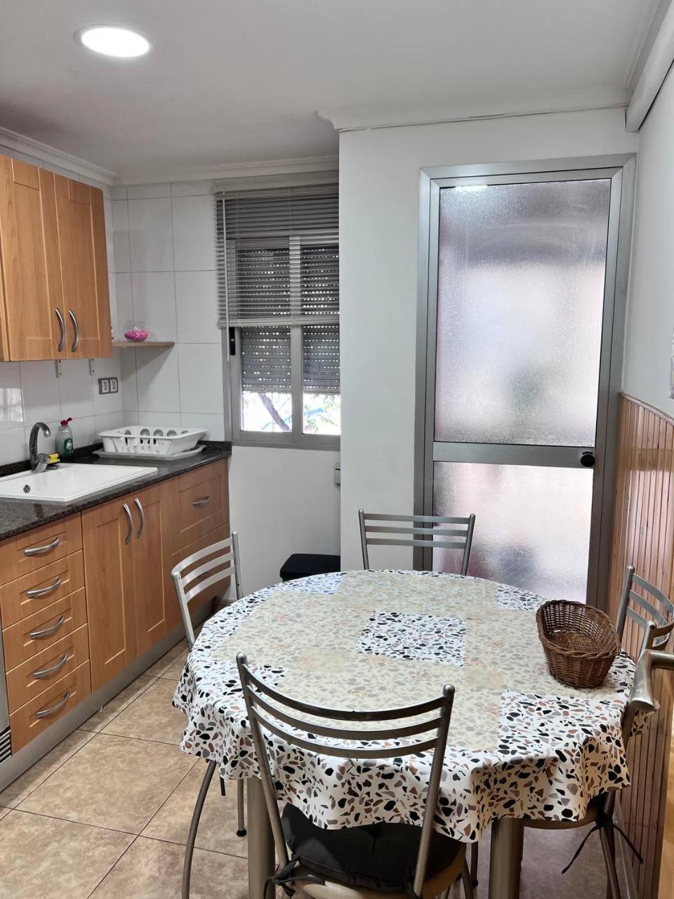 Ferienwohnung Plaza Sainetero Arniches Valencia Exterior foto